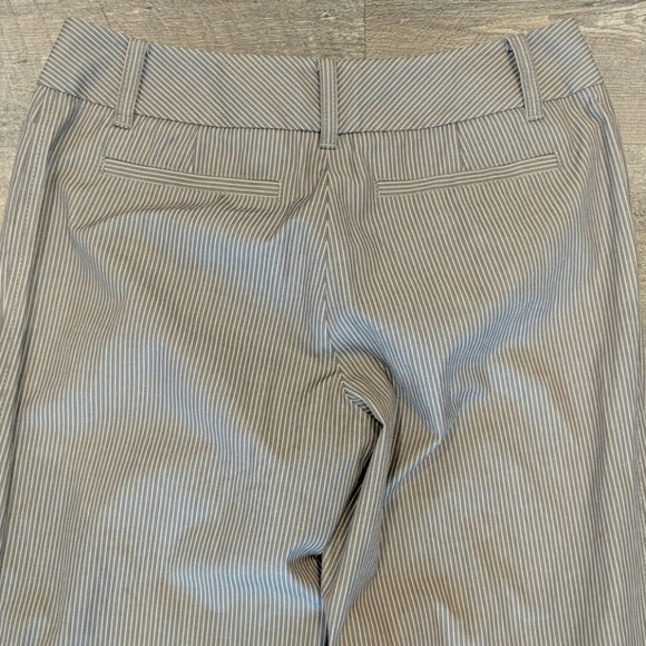 Halogen Women’s Light Brown Striped Wide Leg Pants Size 4 - Picture 6 of 9